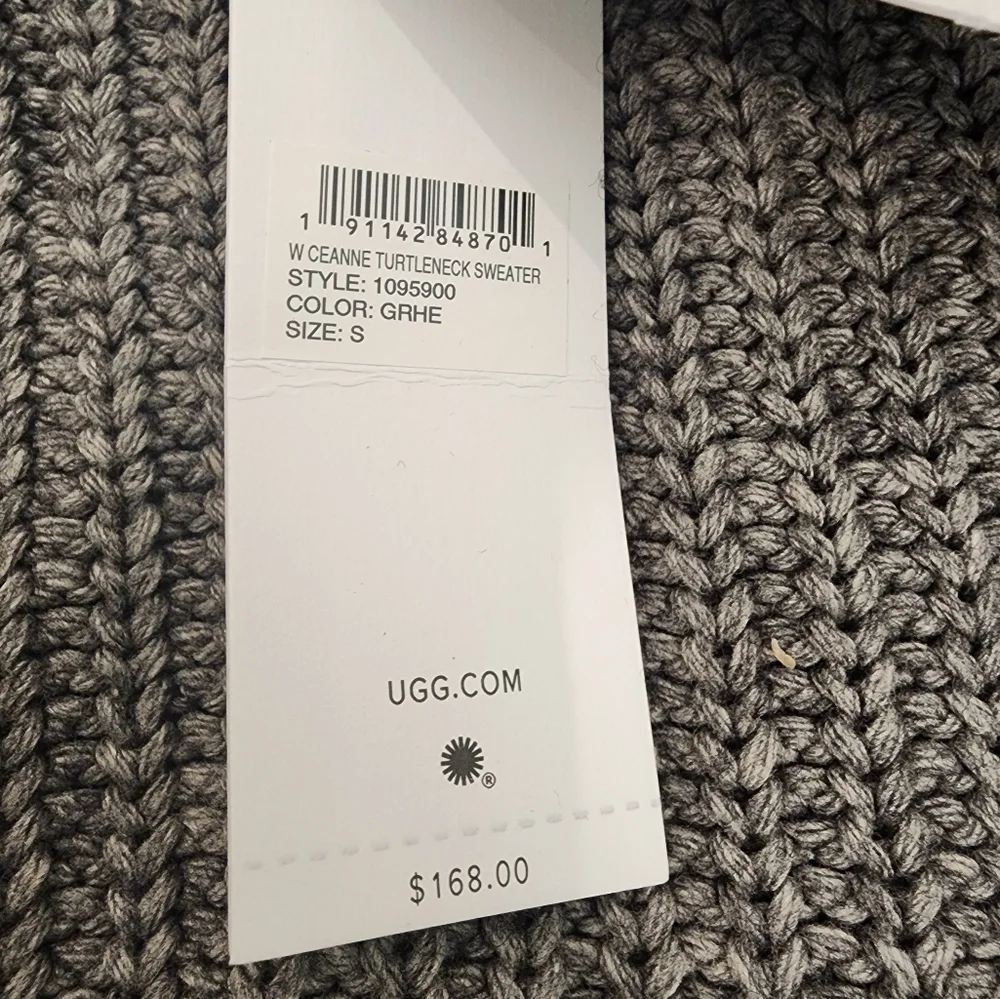 NWT UGG turtleneck - Picture 4 of 5